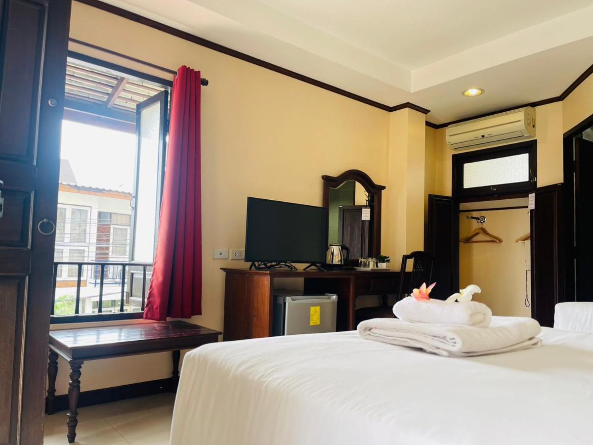 Na Thapae Chiangmai Hotel Chiang Mai Dış mekan fotoğraf