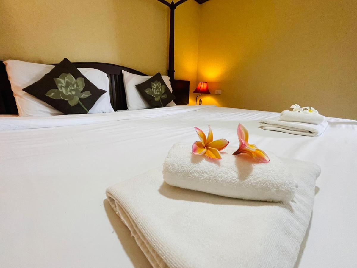 Na Thapae Chiangmai Hotel Chiang Mai Dış mekan fotoğraf