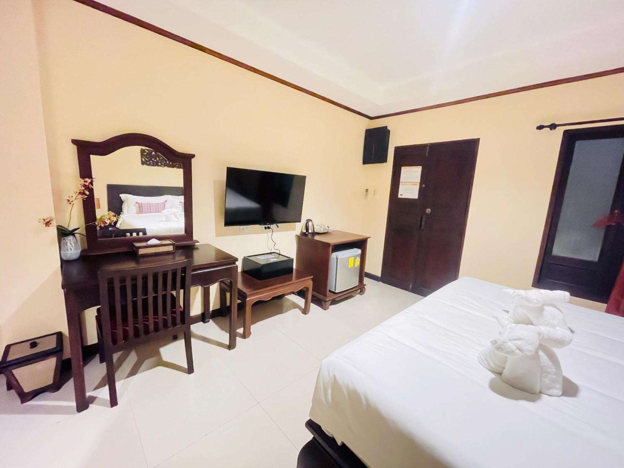 Na Thapae Chiangmai Hotel Chiang Mai Dış mekan fotoğraf