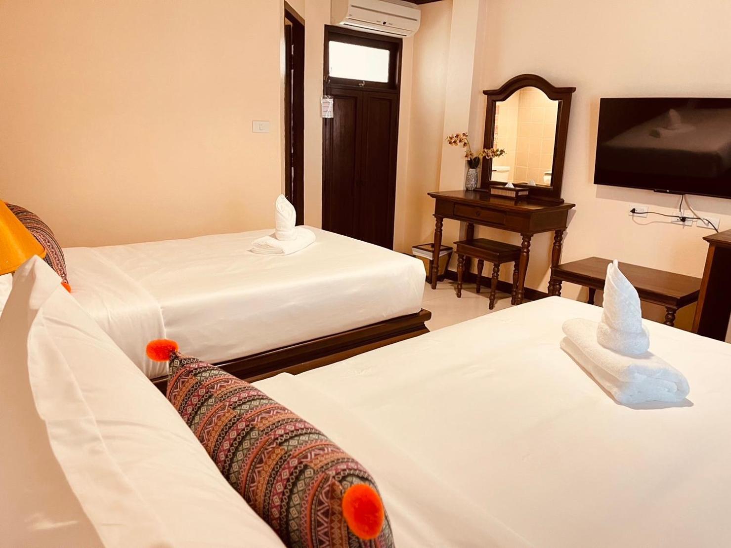 Na Thapae Chiangmai Hotel Chiang Mai Dış mekan fotoğraf
