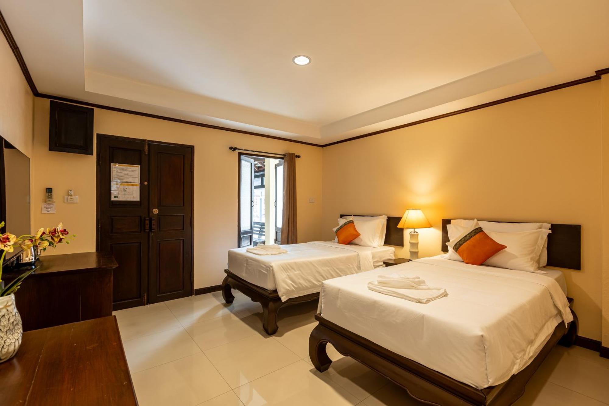 Na Thapae Chiangmai Hotel Chiang Mai Dış mekan fotoğraf