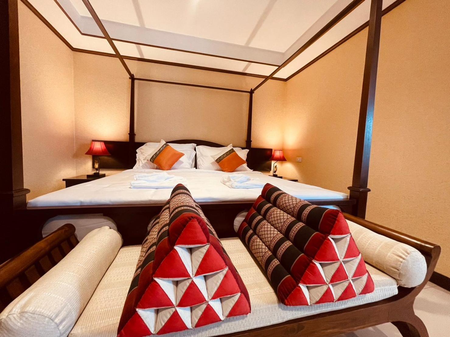 Na Thapae Chiangmai Hotel Chiang Mai Dış mekan fotoğraf