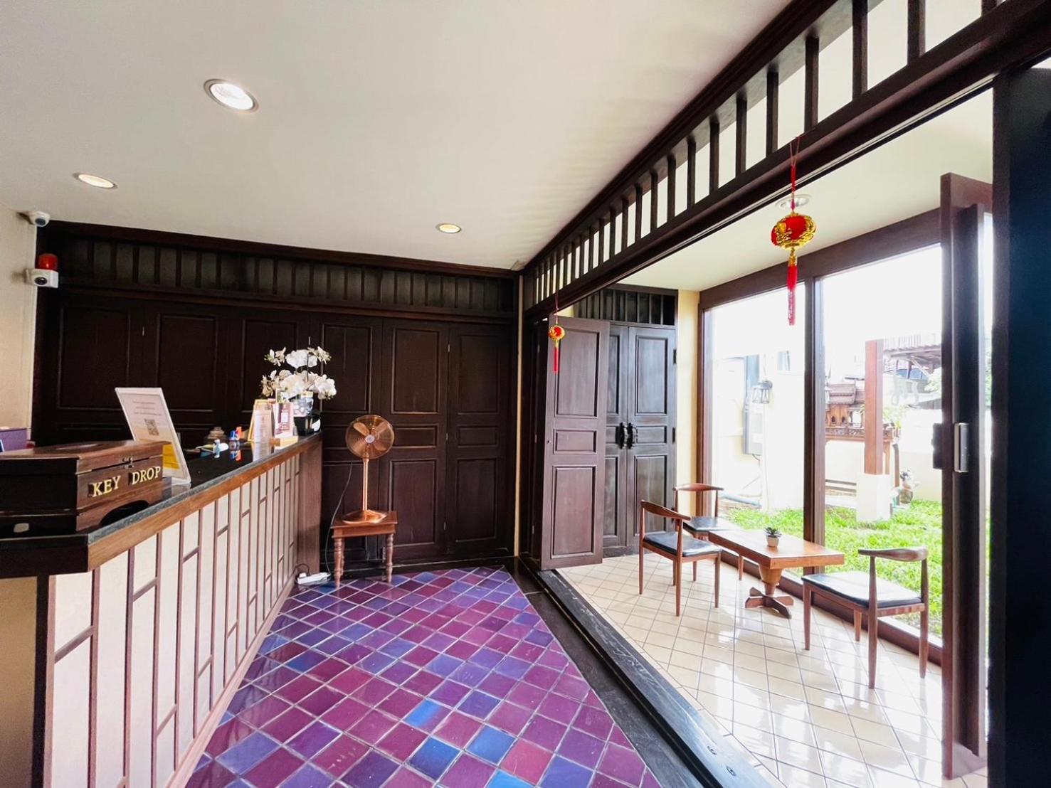 Na Thapae Chiangmai Hotel Chiang Mai Dış mekan fotoğraf